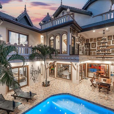 Potterland Luxury Pool Villa Pattaya Walking Street 6 Bedrooms Kültér fotó