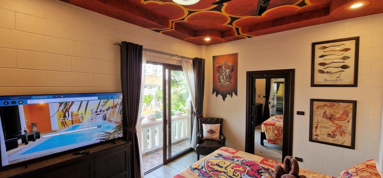 Potterland Luxury Pool Villa Pattaya Walking Street 6 Bedrooms Kültér fotó