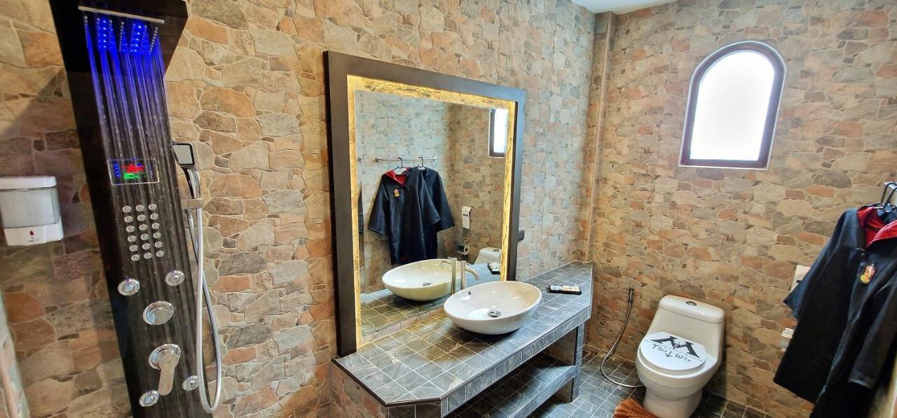 Potterland Luxury Pool Villa Pattaya Walking Street 6 Bedrooms Kültér fotó