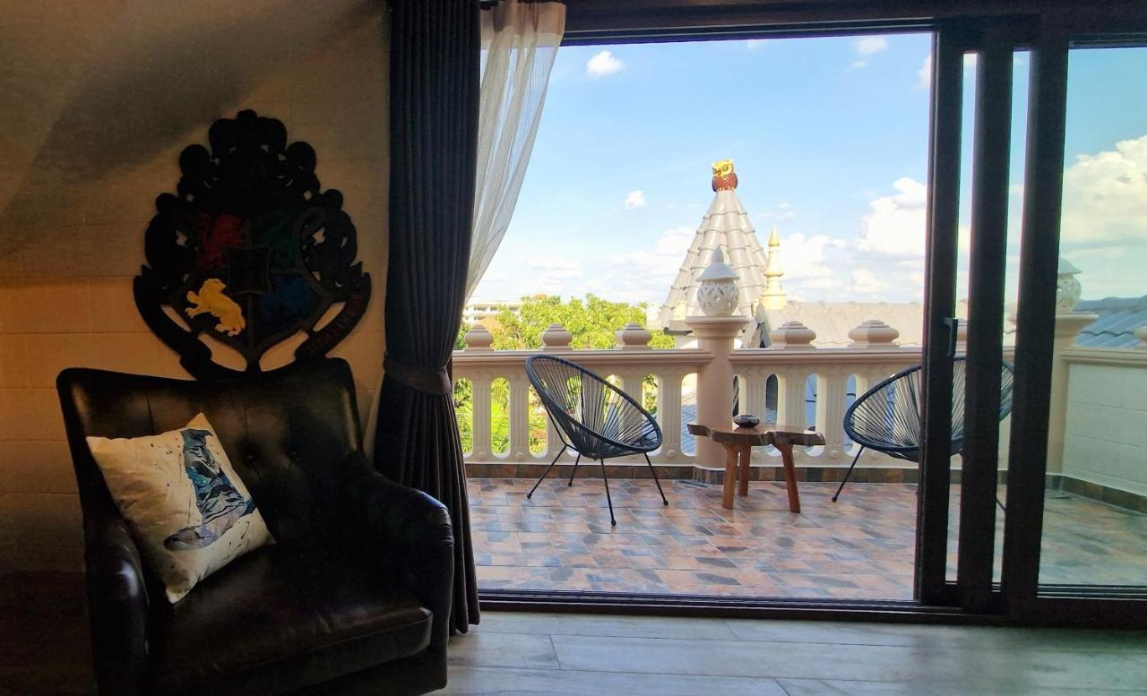 Potterland Luxury Pool Villa Pattaya Walking Street 6 Bedrooms Kültér fotó