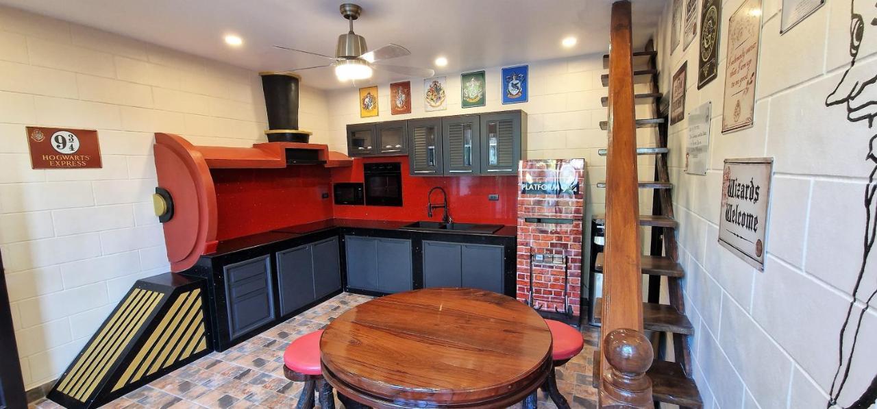 Potterland Luxury Pool Villa Pattaya Walking Street 6 Bedrooms Kültér fotó